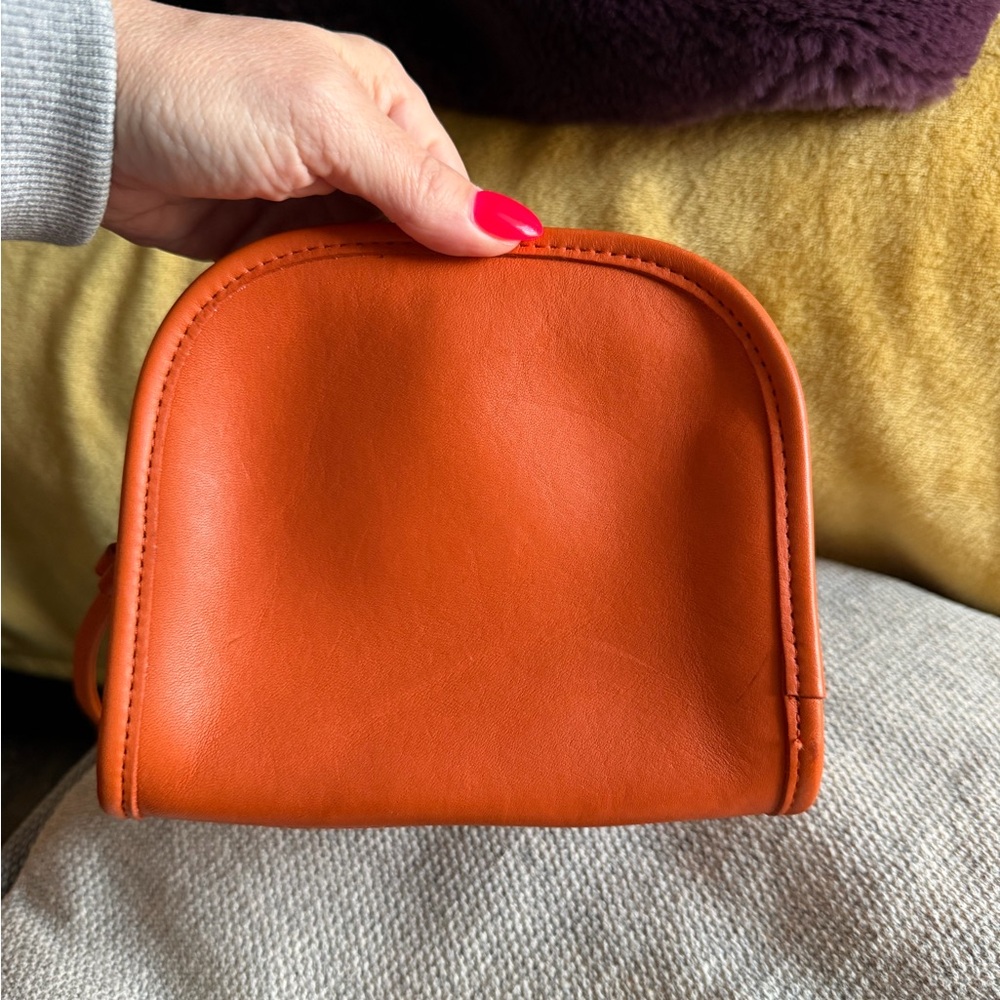 Vintage Coach Abbie bag ***Rare color** - Picture 3 of 10